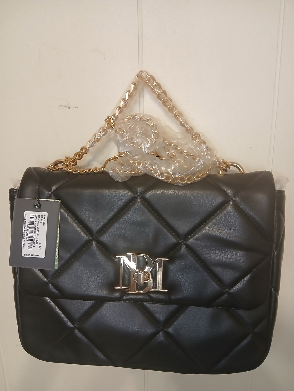 Badgley Mischka Quilted Black Crossbody Bag with Gold Hardware - Picture 2 of 3
